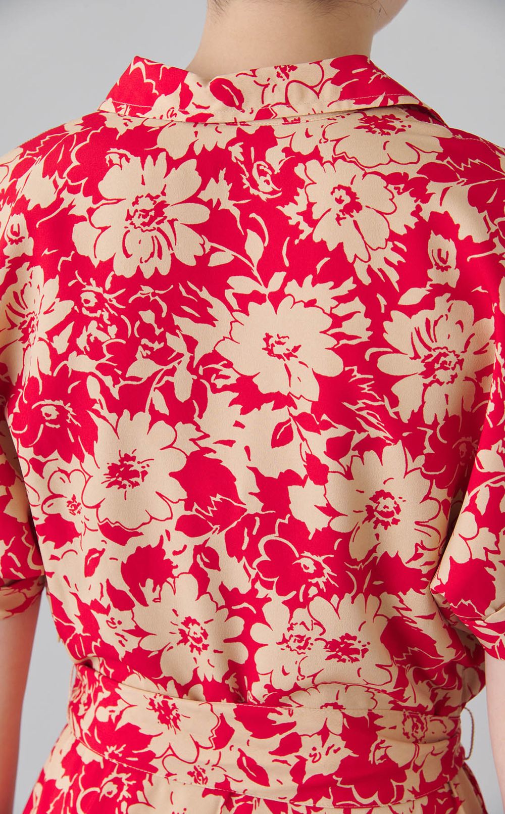 フラワープリントハーフスリーブドレス