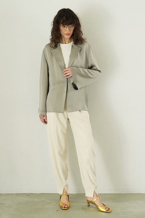 テーラードサテンシャツ