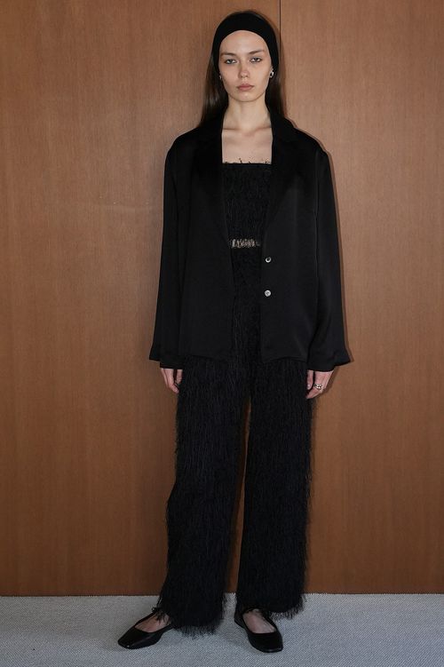 テーラードサテンシャツ