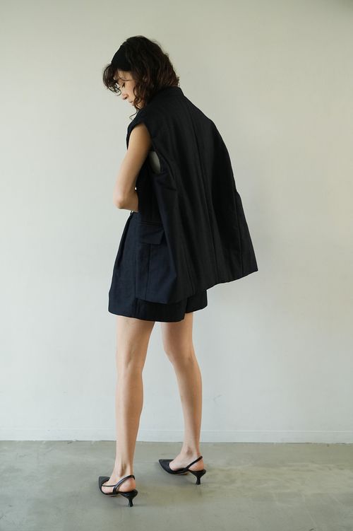 スタンドネックメッシュベスト