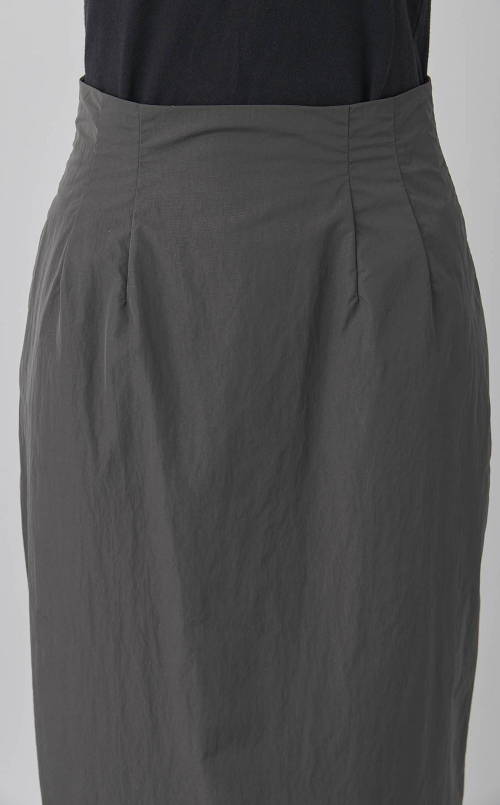 ナイロンバックスリットペンシルスカート