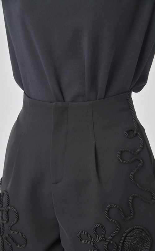 【roop】エンブロイダリー　パンツ