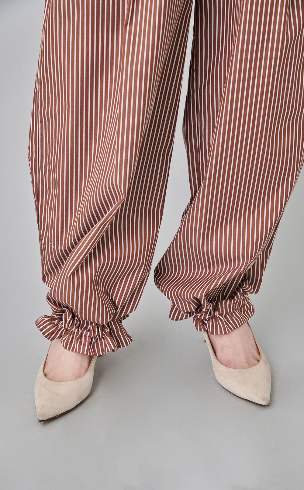 ドロストヘムコットンパンツ