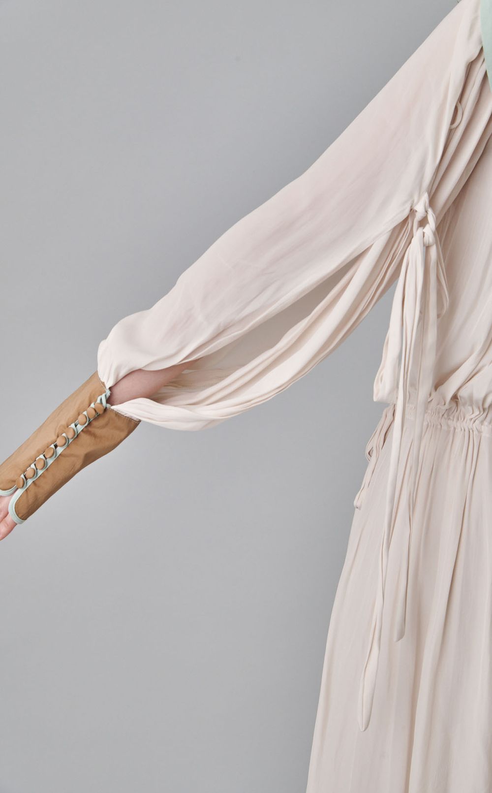 【roop】刺繍カラーシャツドレス