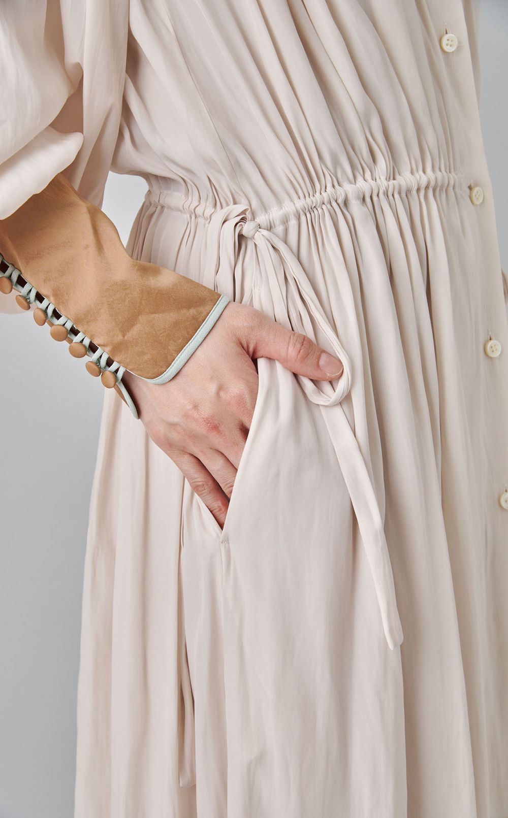 【roop】刺繍カラーシャツドレス