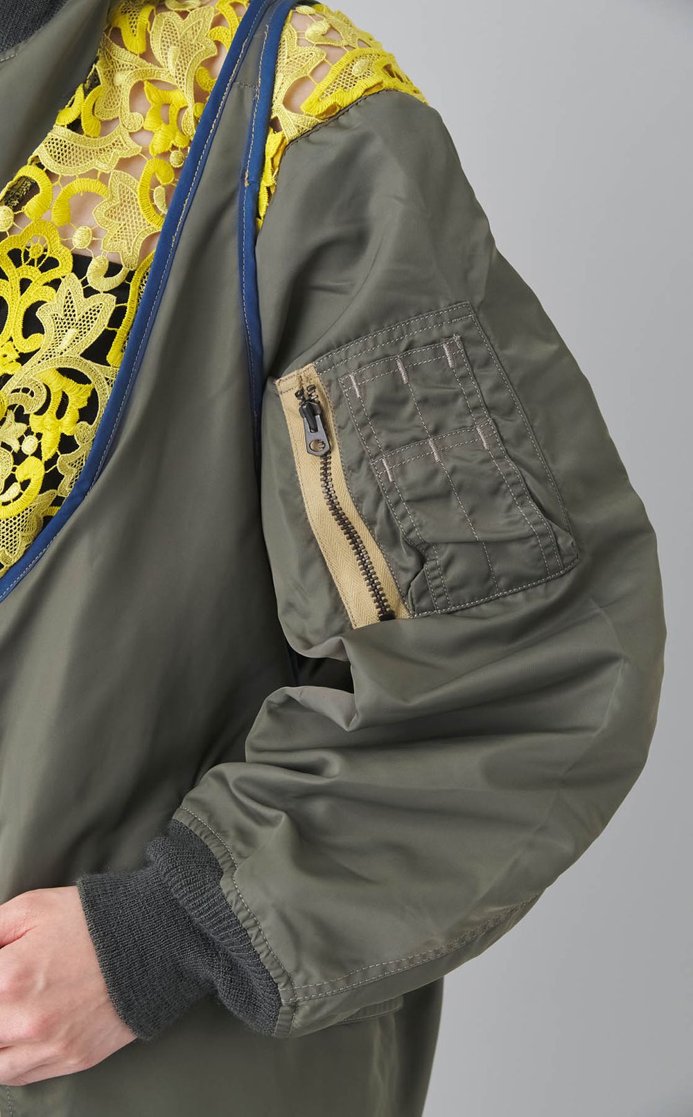 【roop】MA-1＆レースシャツ