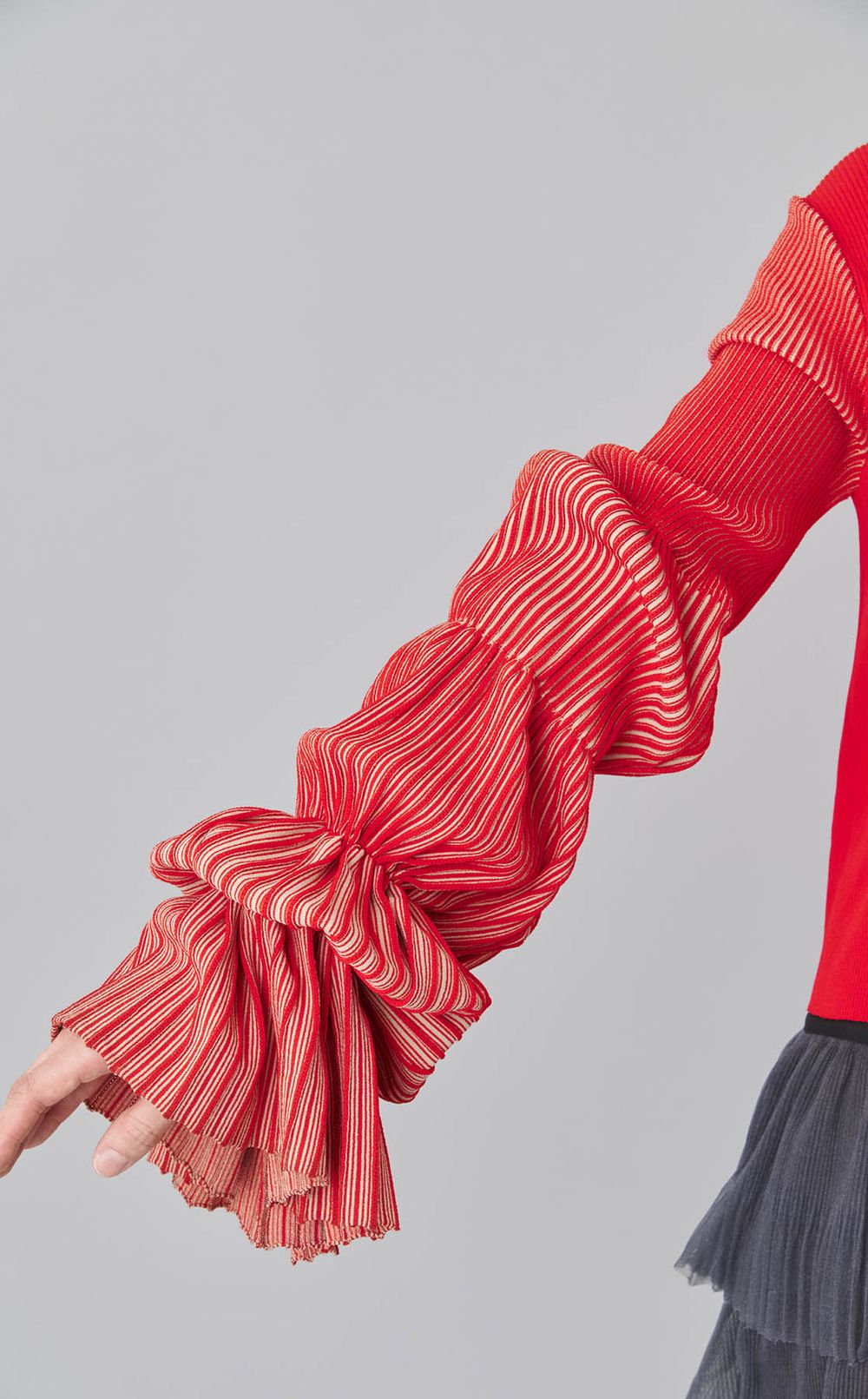 【roop】ティアードスリーブニットシャツ