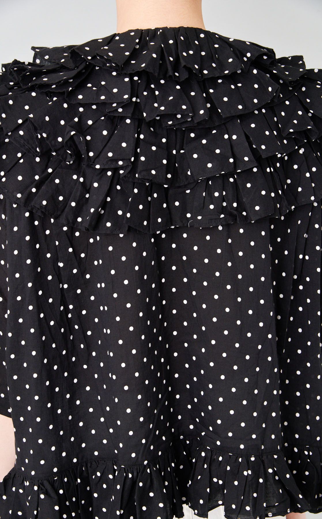 crinkle crinkle crinkle｜フリルポンチョブラウス