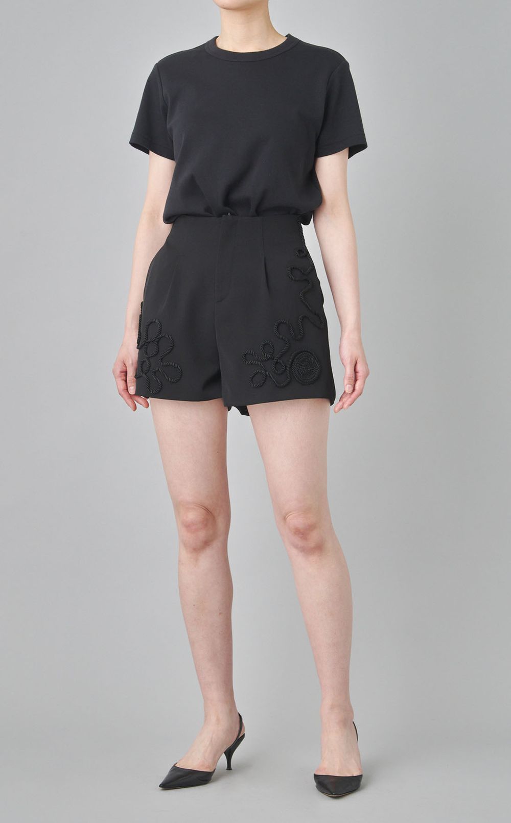 【roop】エンブロイダリー　パンツ