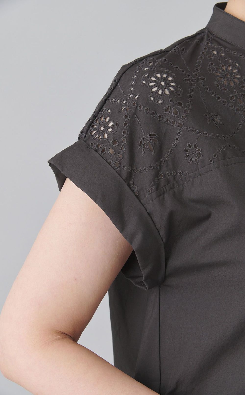 レースフレンチワンピース