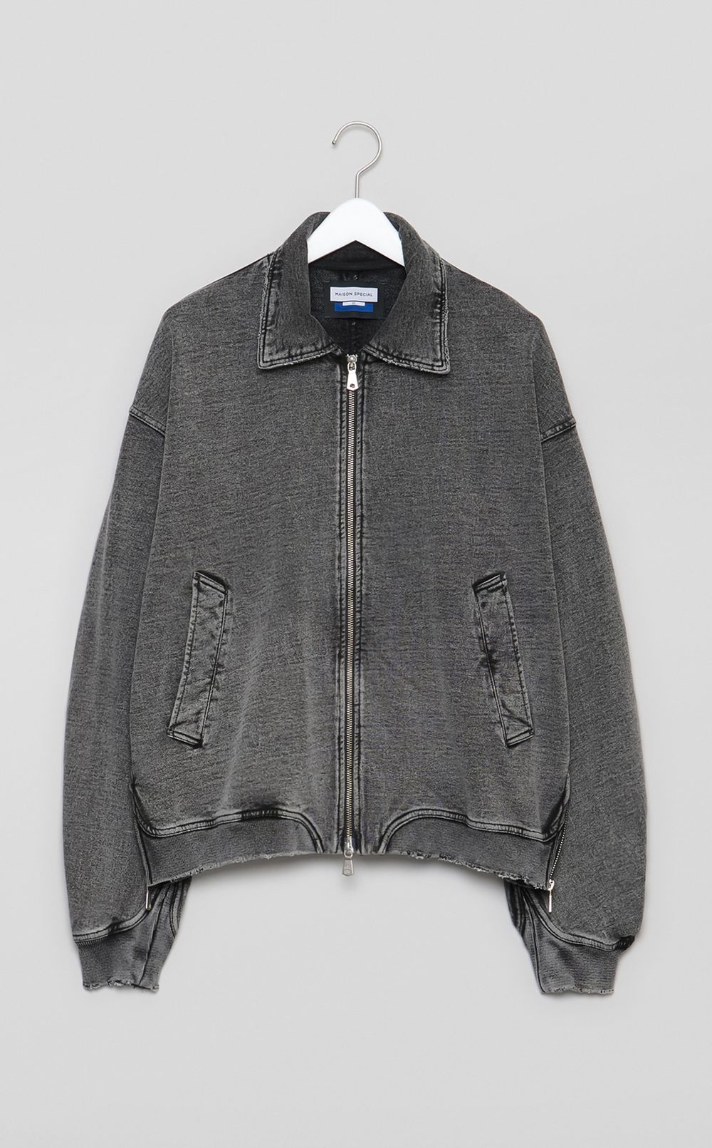 オーバーダイジップブルゾン