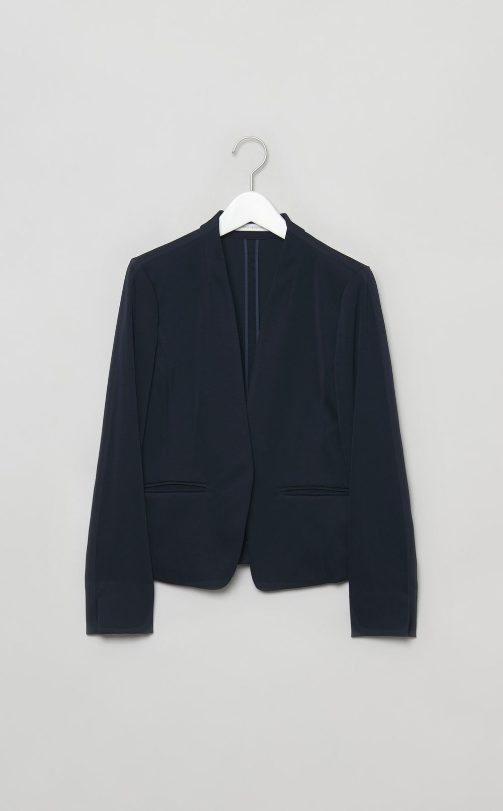 ノーカラーフロントホックジャケット