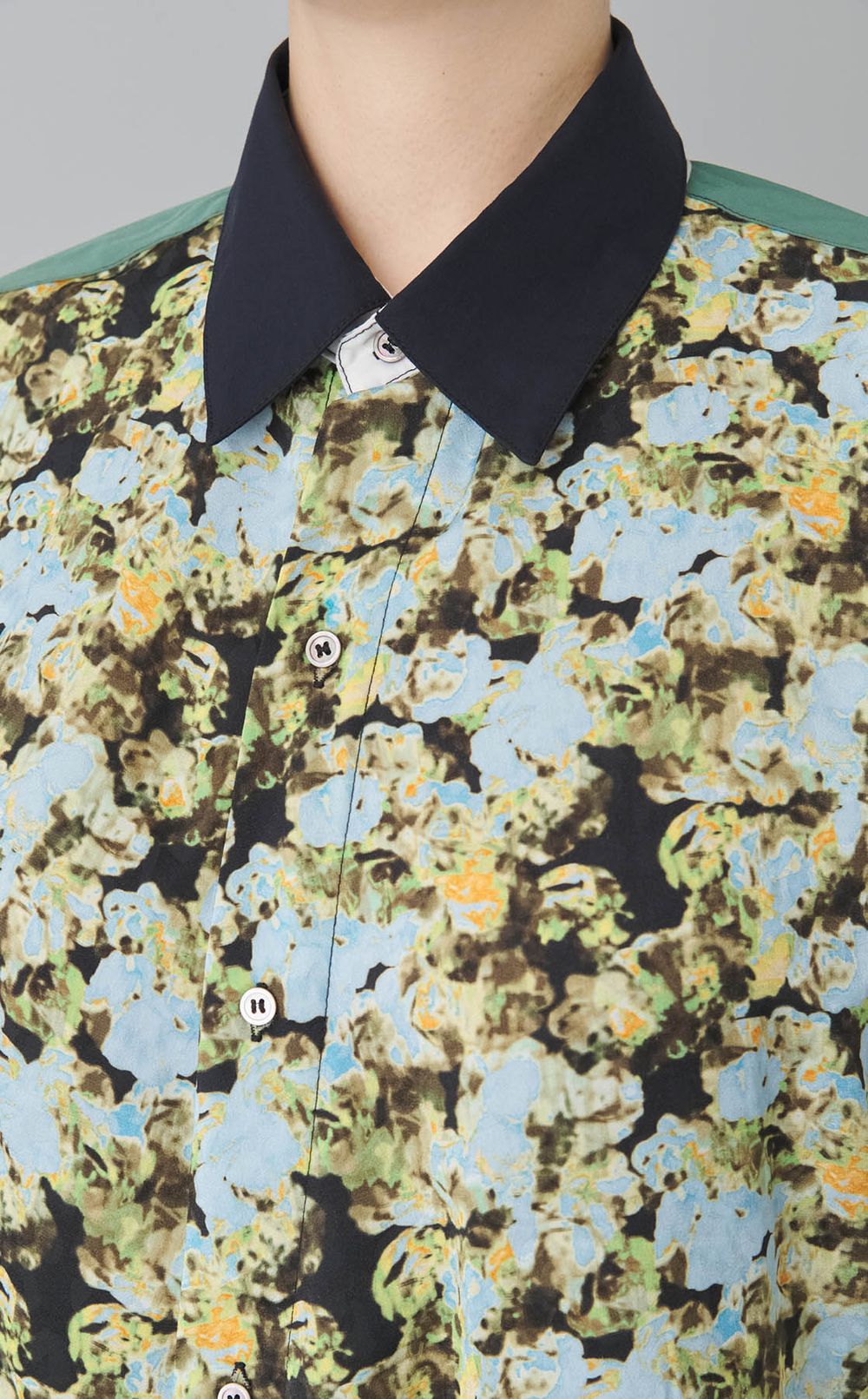 【roop】パネルシャツ