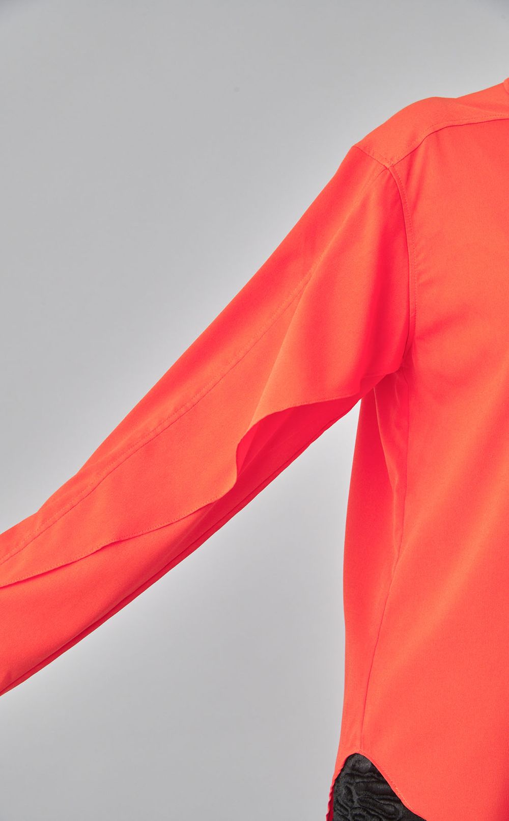 【roop】エンブロイダリーシャツ