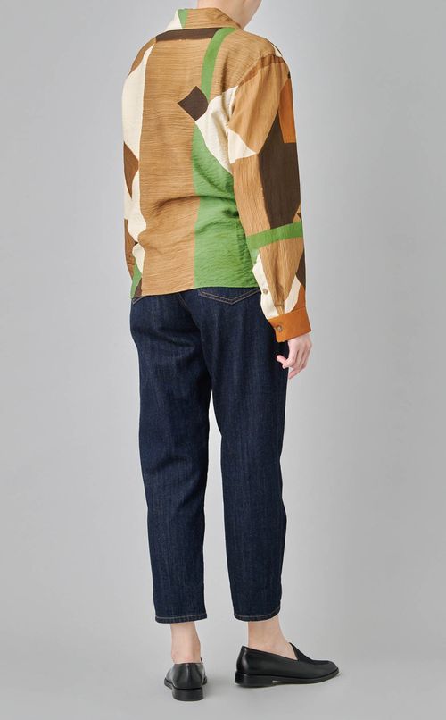 ジオメトリックレイヤーシャツ