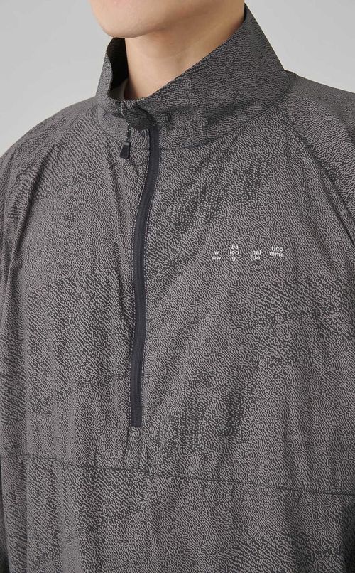 ライトウェイトウインドシェルジャケット