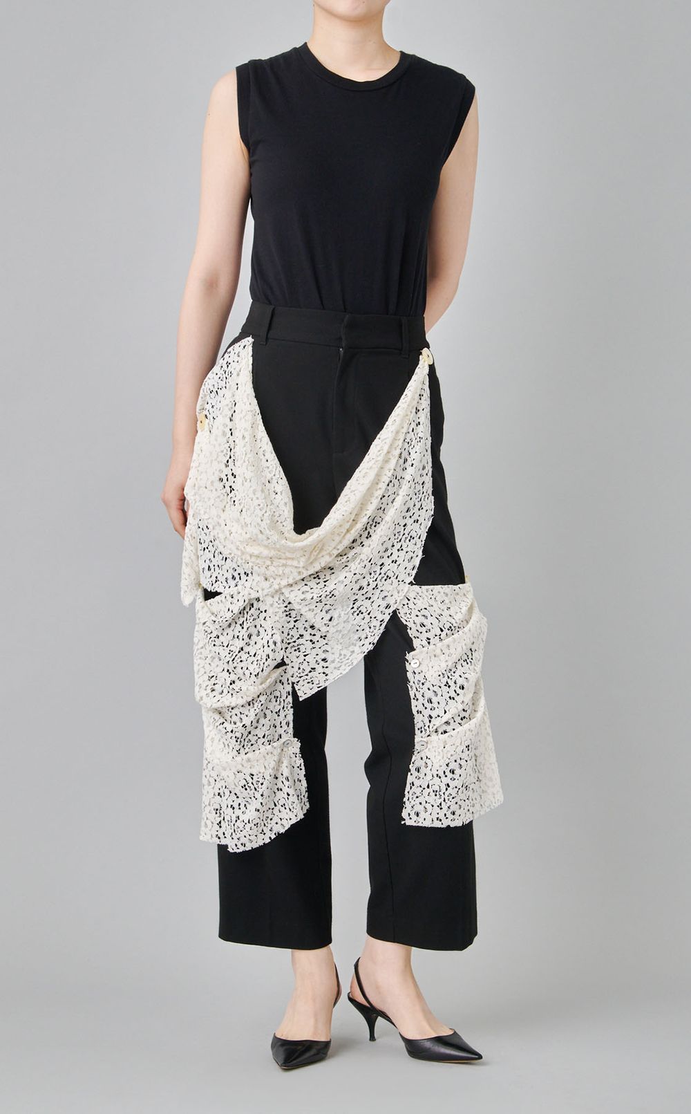 【roop】ニュアンスレースボタンパンツ