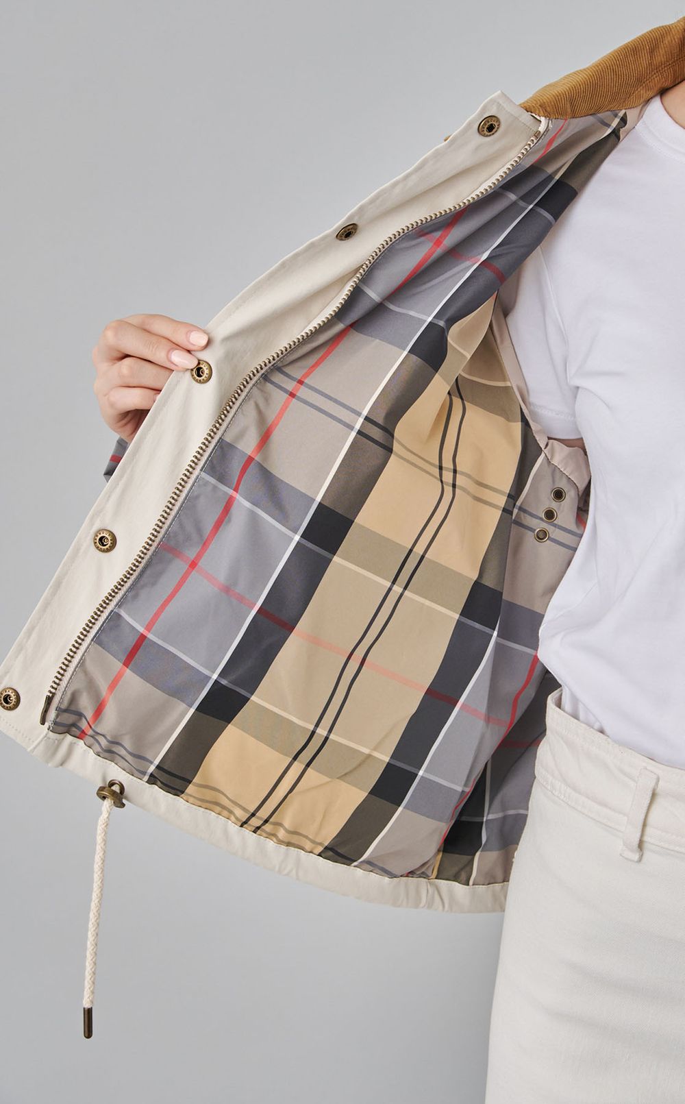 sofieシャワープルーフブルゾン