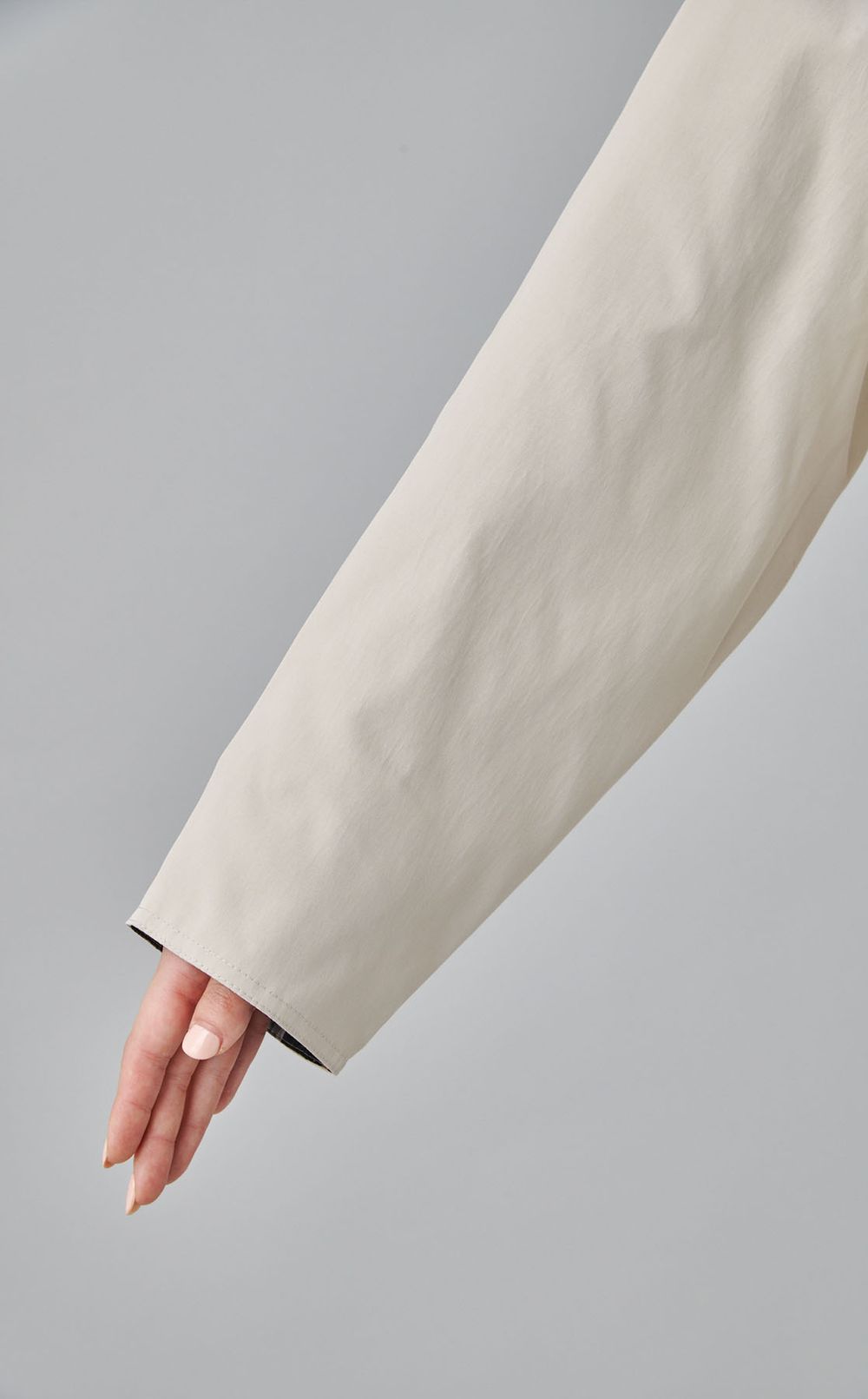 sofieシャワープルーフブルゾン