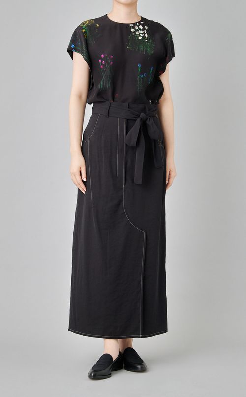 フラワープリントクルーネックブラウス