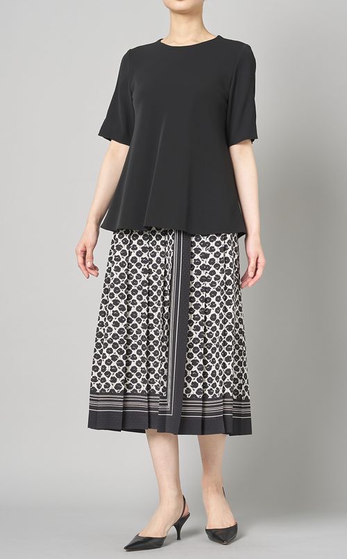 ジオメトリックプリントスカート