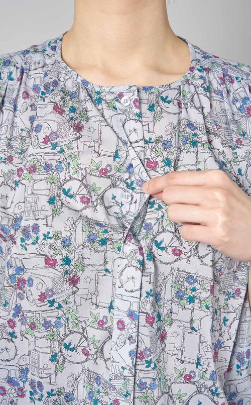 プリントギャザーネックブラウス