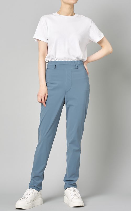 ストレッチスリムパンツ