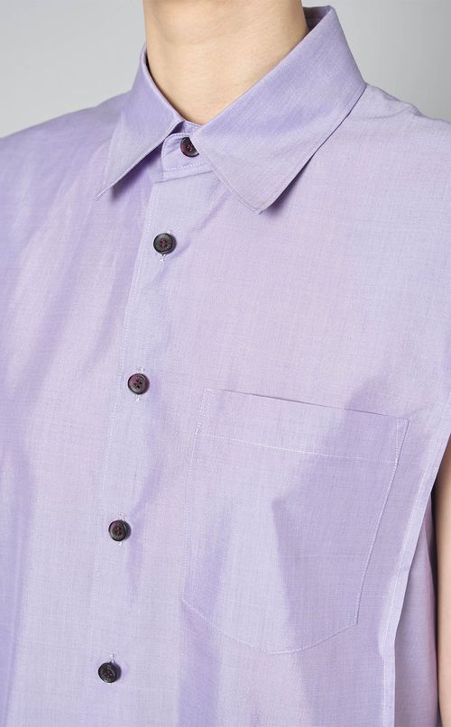 スリーブレスAラインブラウス