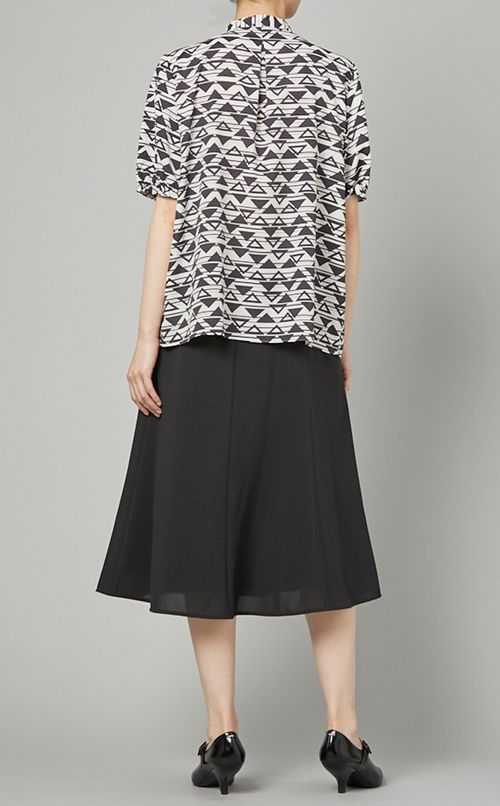 トライアングルプリントシャツ
