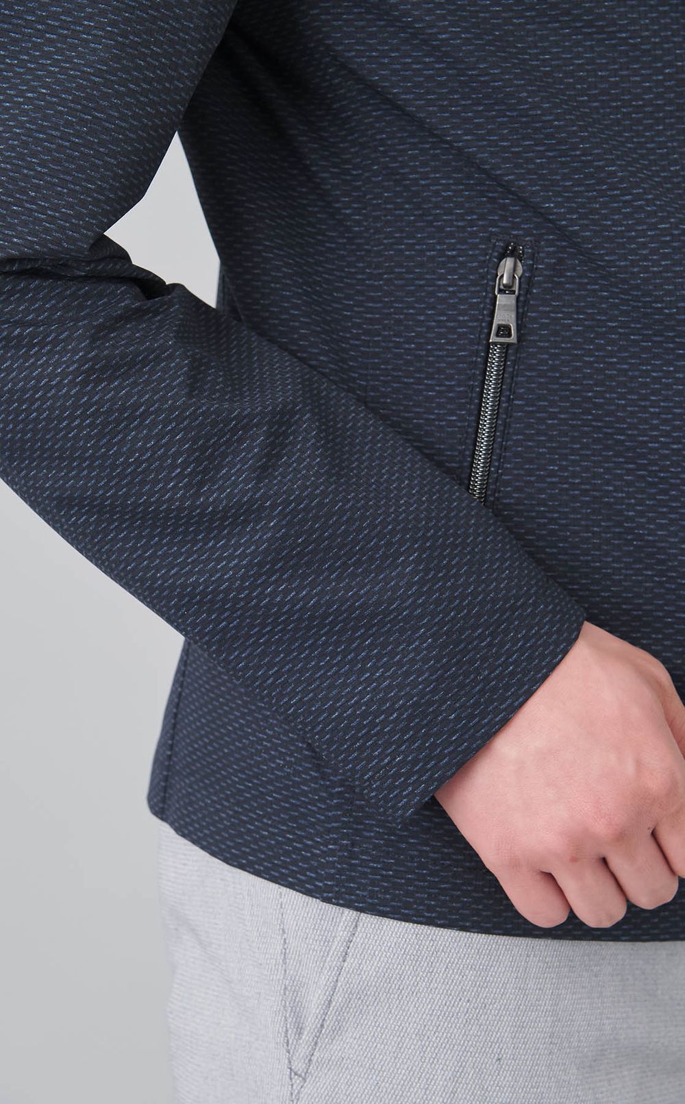 ドットエアコーチジャケット