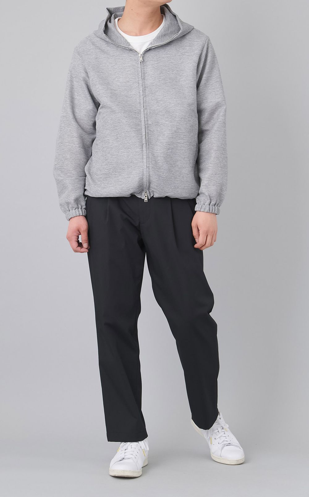 モクカラミストレッチフードブルゾン