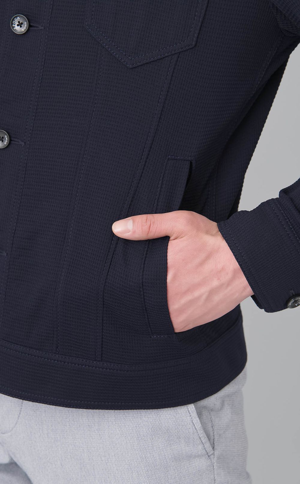 カットメッシュブルゾン