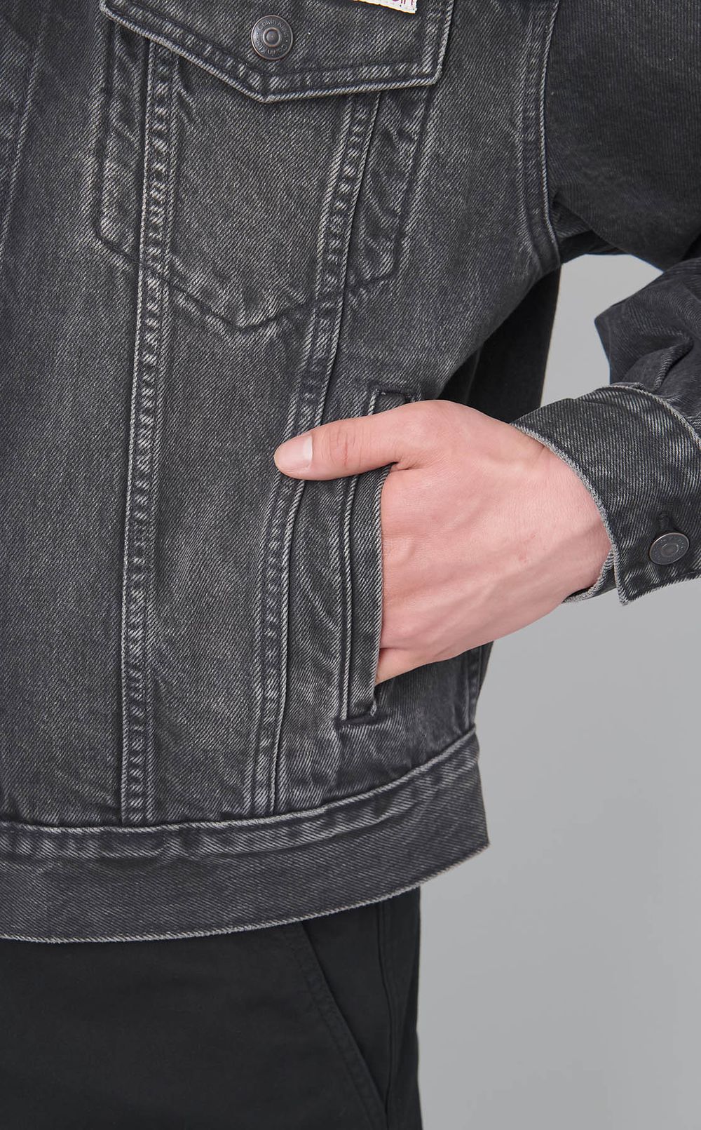 オーバーダイデニムジャケット