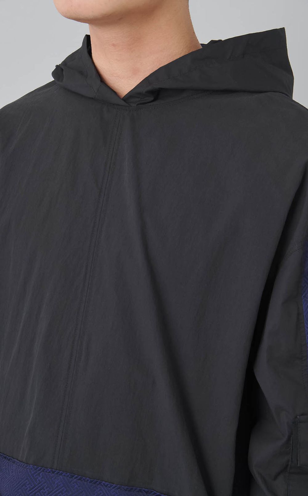 【roop】ワフテックフーディー