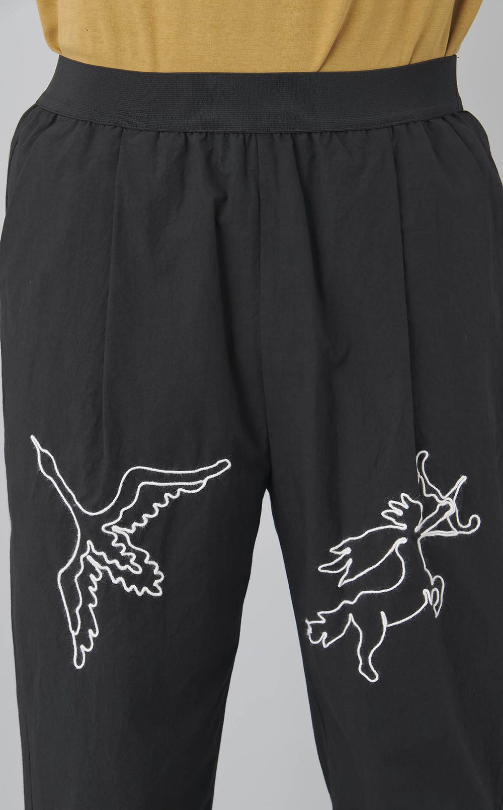 ハンドエンブロイダリーパンツ