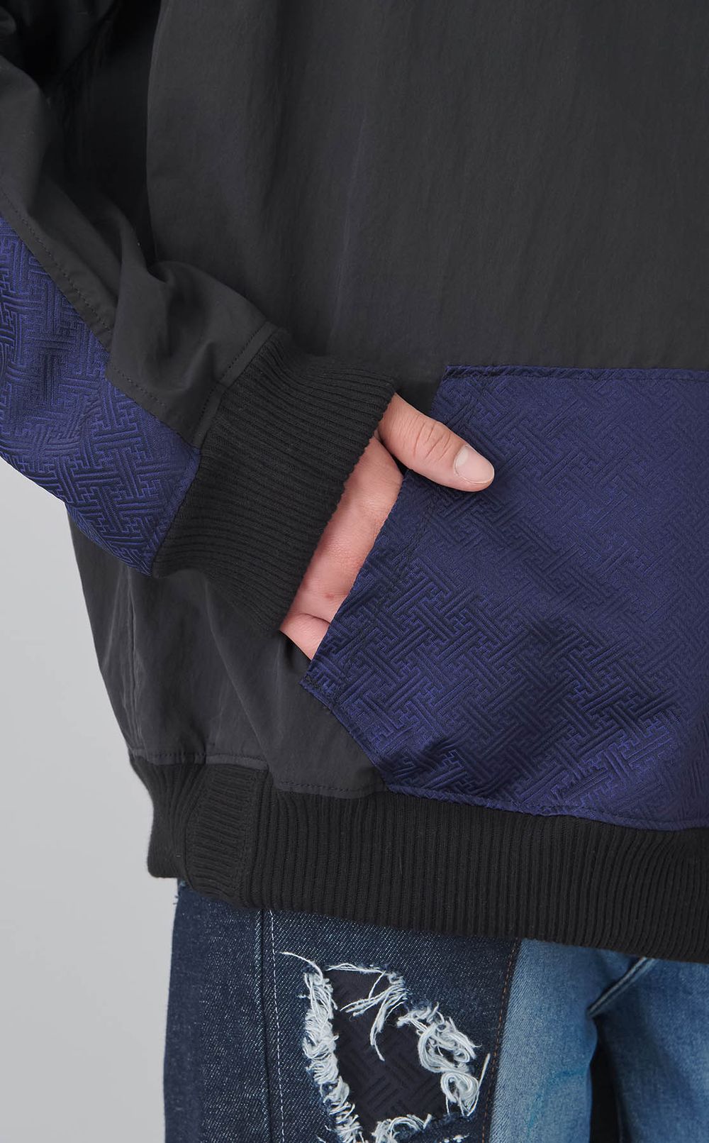 【roop】ワフテックフーディー