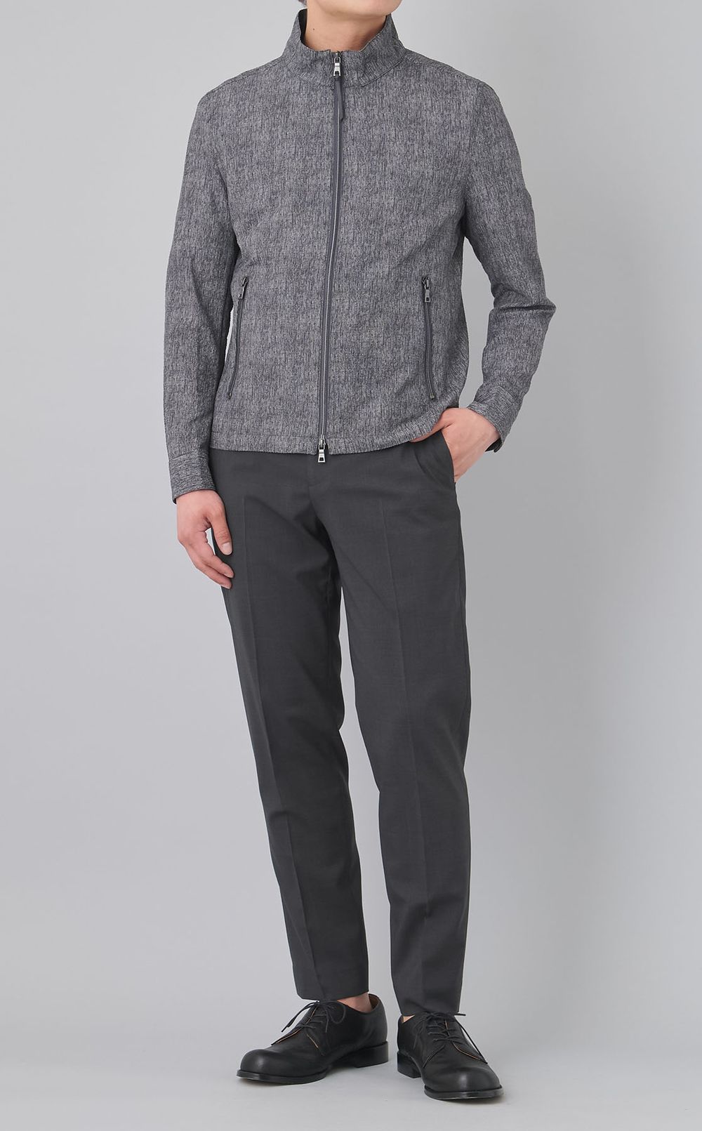 ジップアップスタンドブルゾン