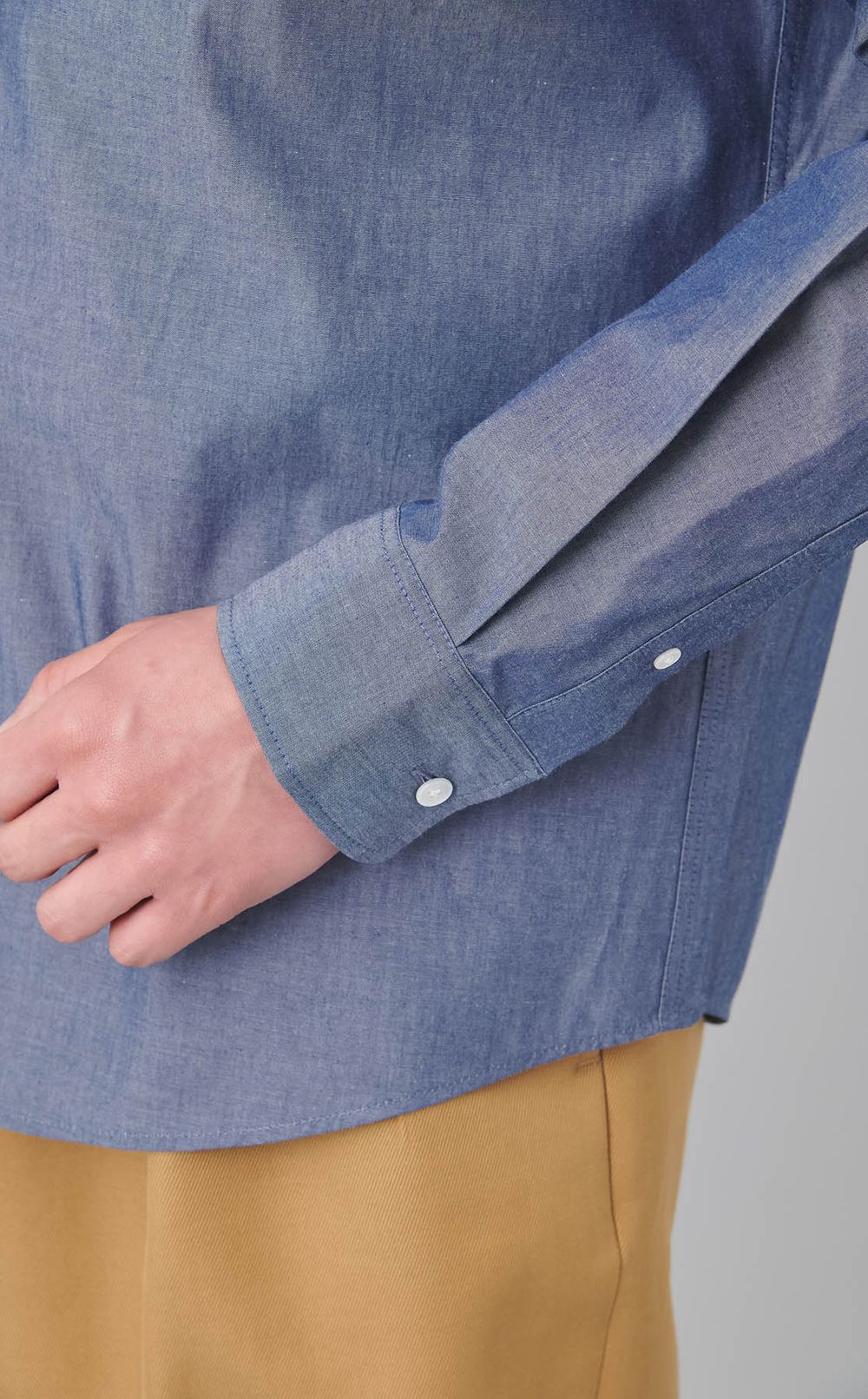 ロングスリーブレギュラーカラーシャツ