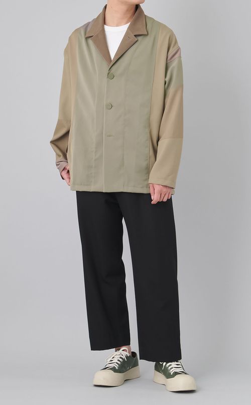 インタックテーパードパンツ