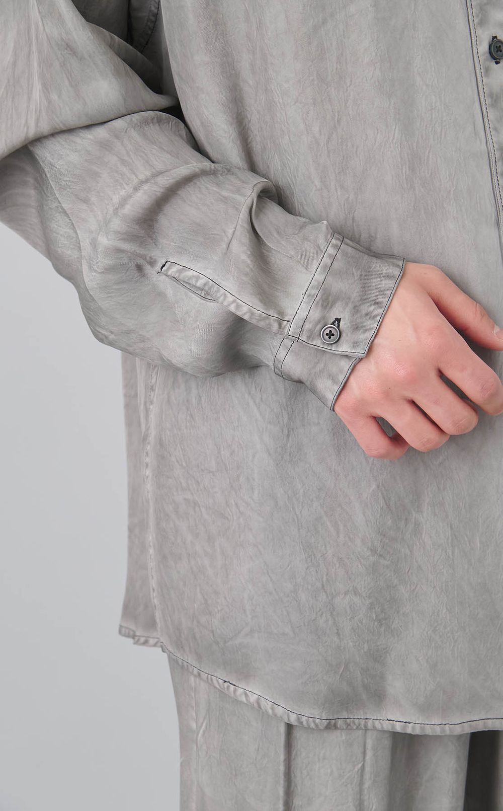 アセテートツイルレギュラーカラーシャツ