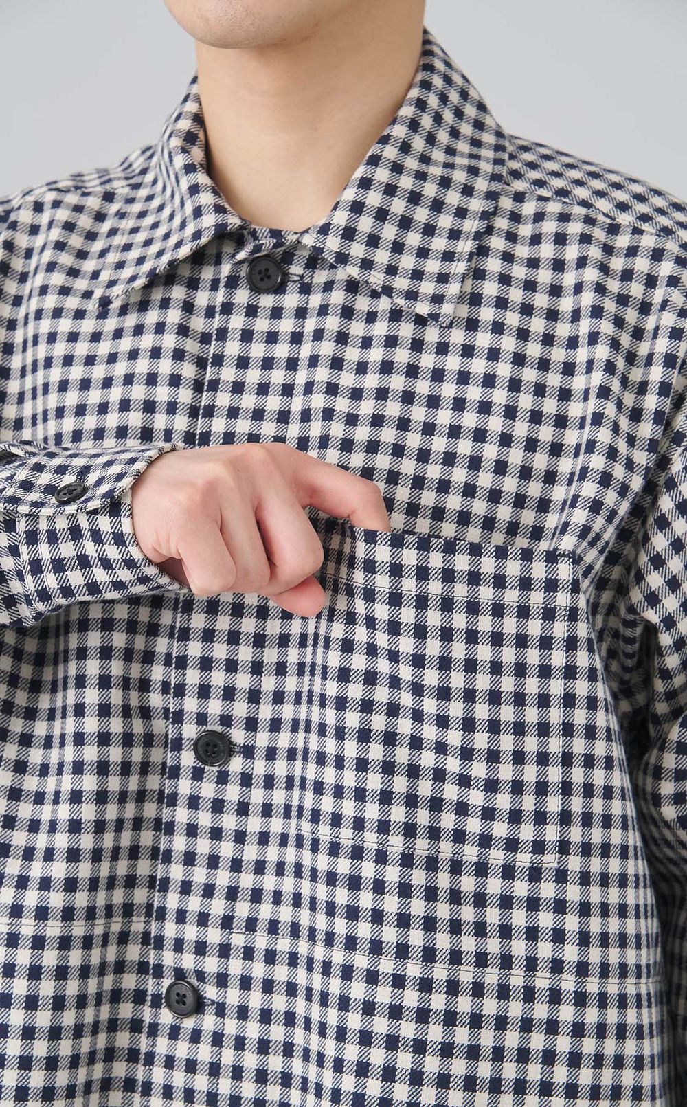 タータンチェックシャツ