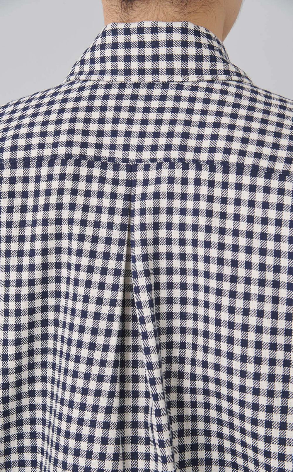 タータンチェックシャツ