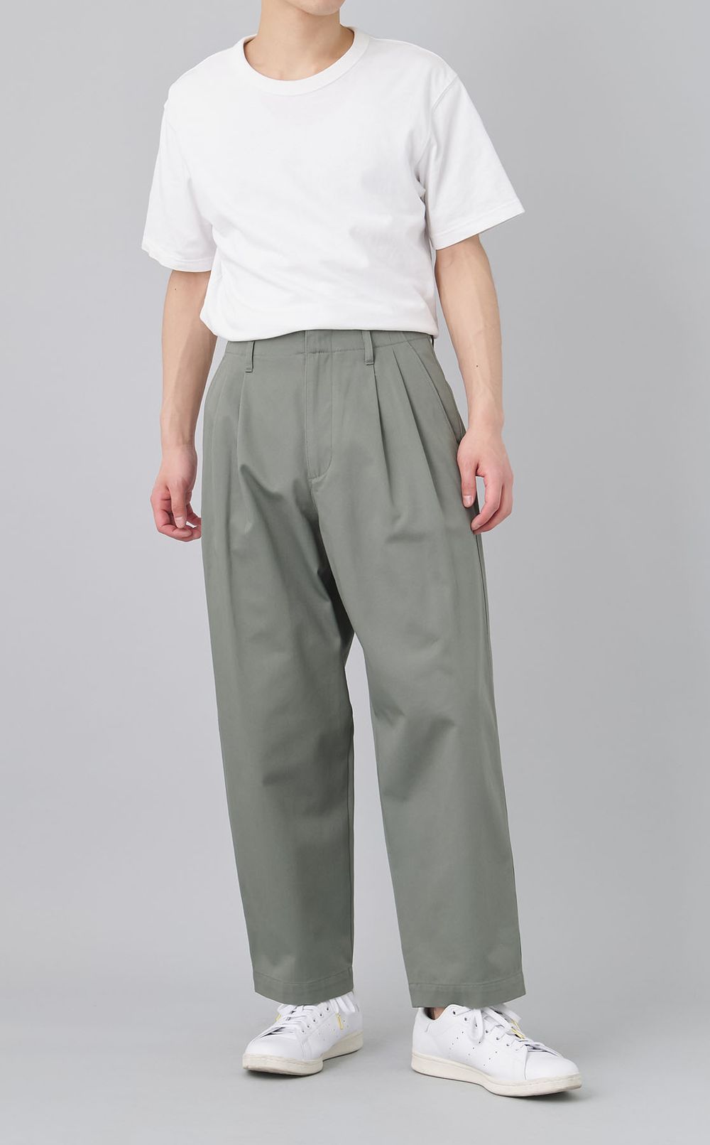 2タックテーパードパンツ