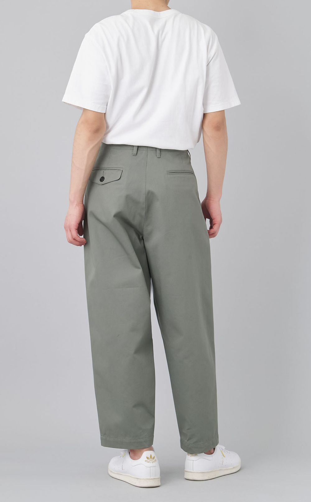 2タックテーパードパンツ