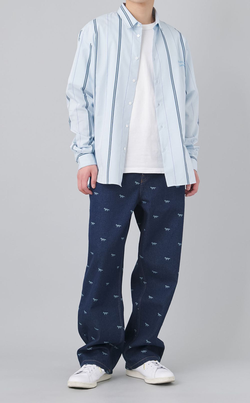 レギュラーカラーストライプシャツ