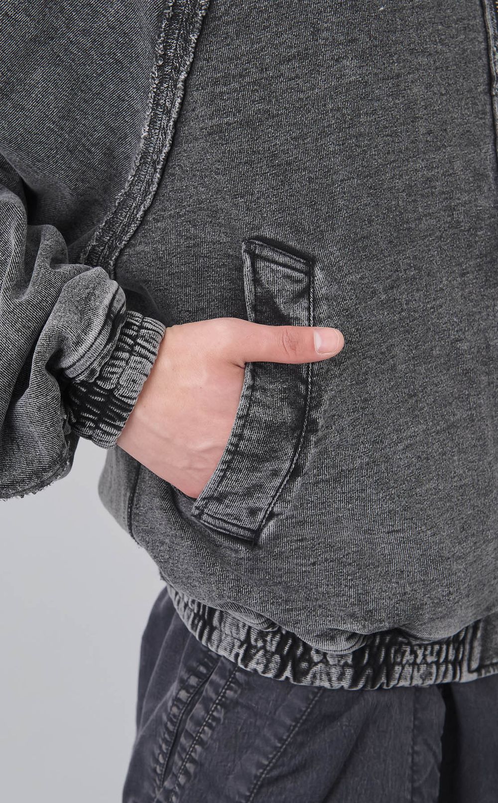 オーバーダイトラックジャケット