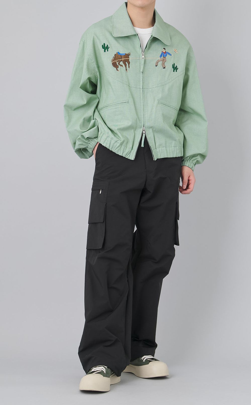 ワイドカーゴトラウザー