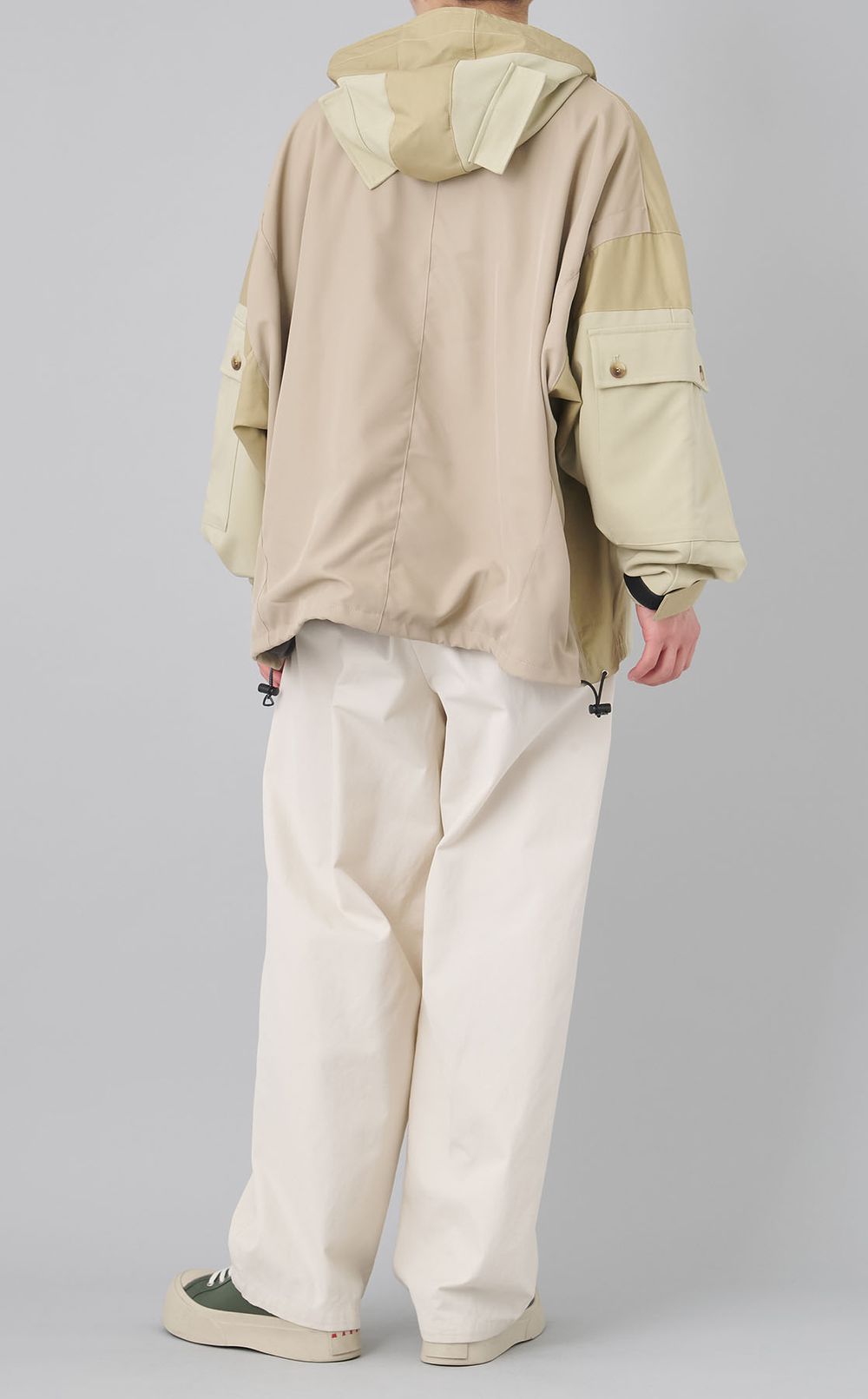 【reADdress】マウンテンパーカー