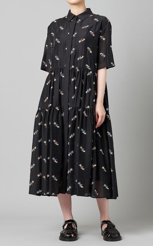 エンブロイダリーティアードワンピース