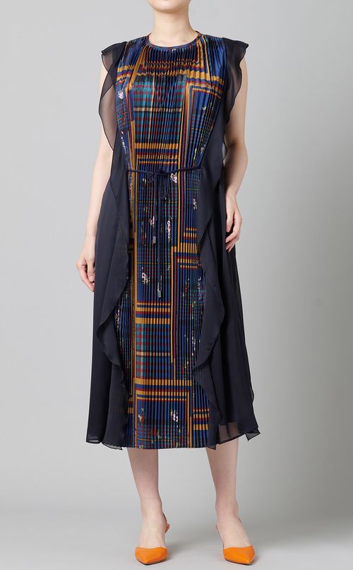 フラワープリントプリーツワンピース